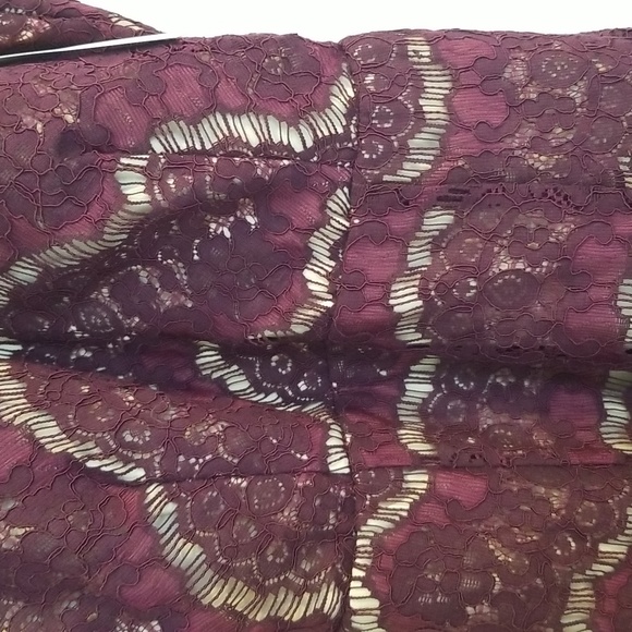Francesca's dress, NWT, XS, high neck, bare shoulders, lacey maroon color - Picture 5 of 15
